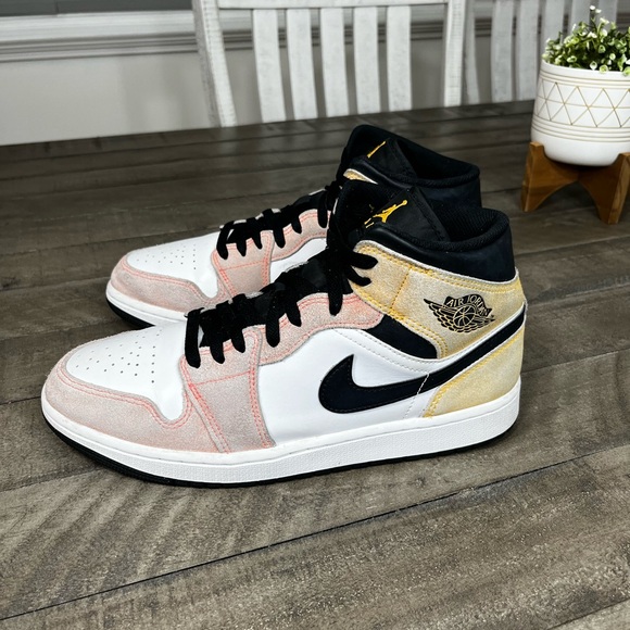 Jordan Other - Nike Air Jordan 1 Mid Flight Club Magic Ember Sz 9.5